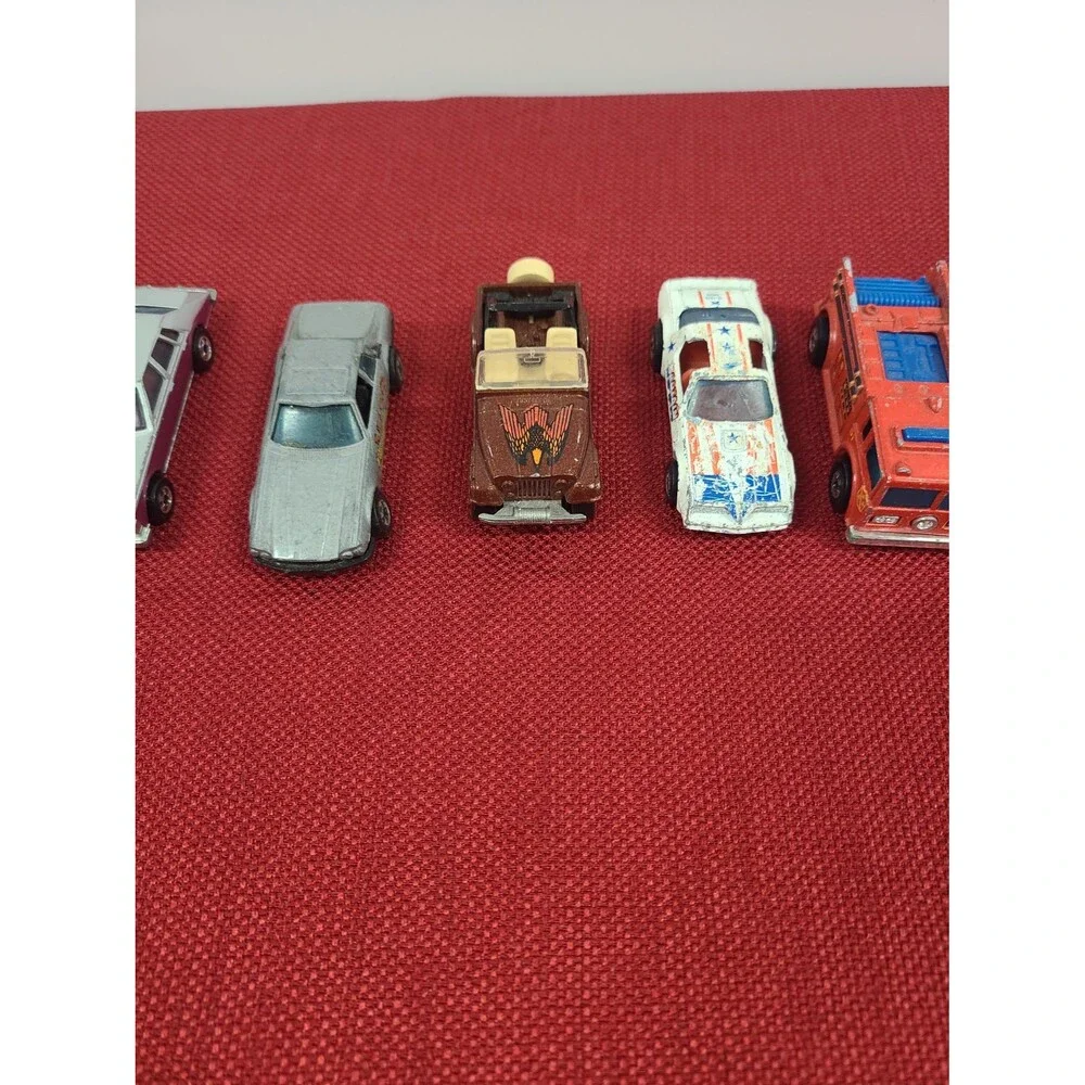 Lot of 9 Vintage Hot Wheels Die Cast Cars 1970s/1980s